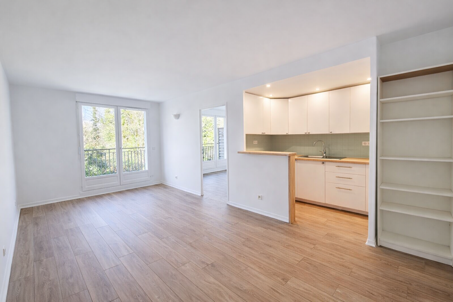 2 pièces 42 m2 avec balcon et 2 parkings